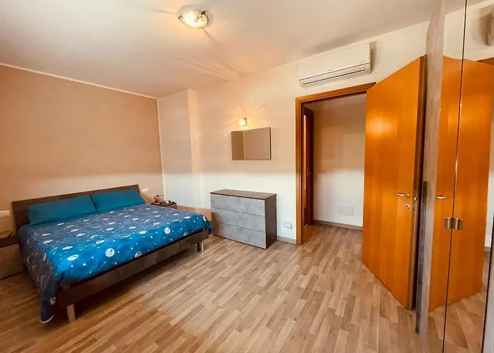 Stephane Apartman Como